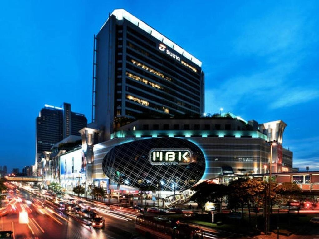 온 8 스쿰윗 나나 방콕 바이 컴파스 호스피탈리티 호텔 외부 사진